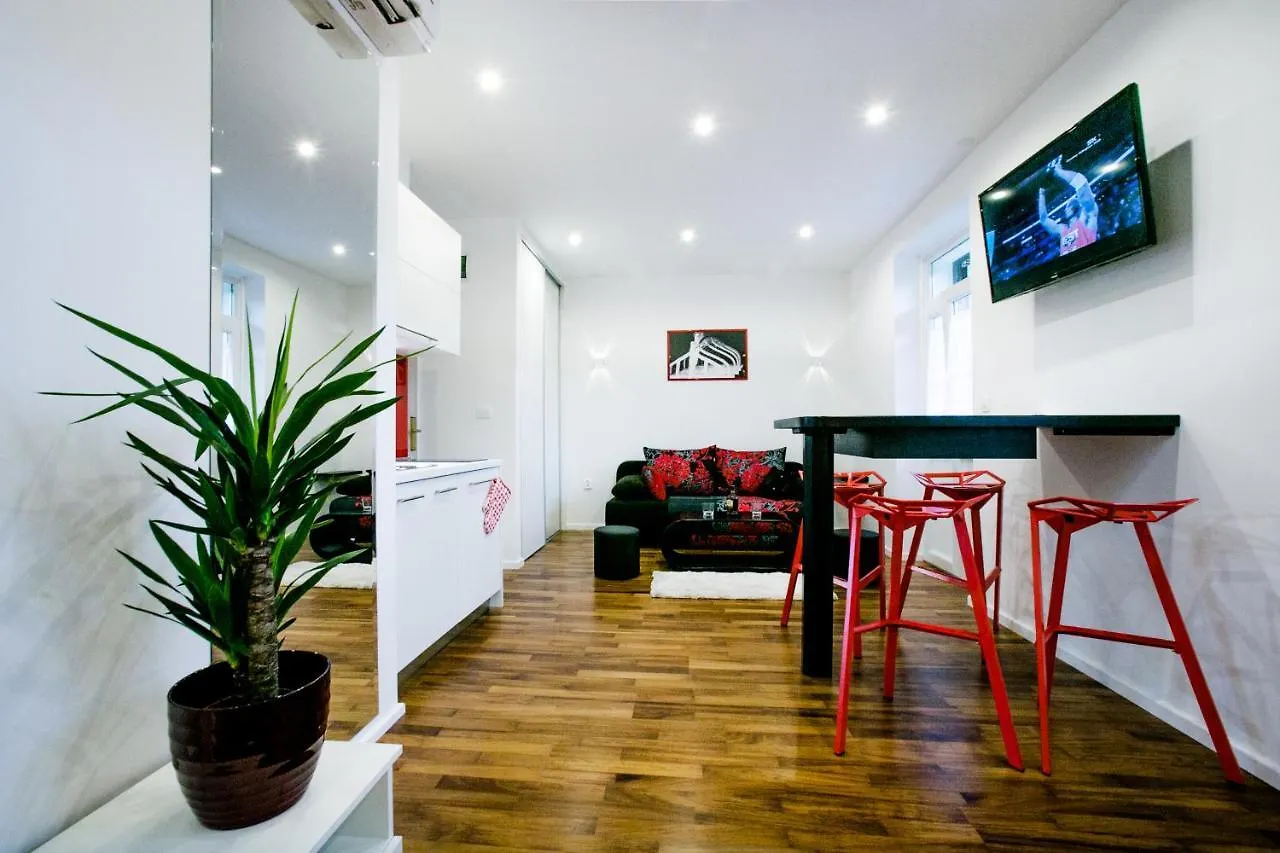 Guesthouse Old Mulberry Split 4*,