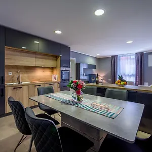 https://apartman-elena-rijeka.primorje-gorskikotar.com