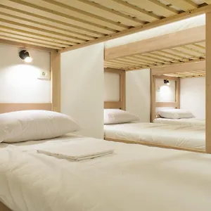  Auberge de jeunesse Gravitas